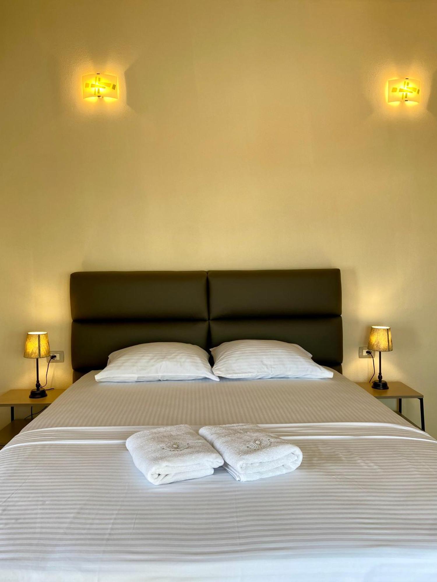 Fimi Apartments 乌尔齐尼 外观 照片